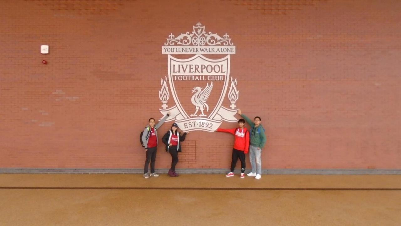 Tea In Liverpool - Private - Quiet - Ground Floor - En-Suite - Walk-In-Shower 外观 照片